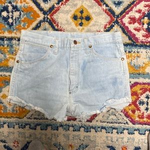 Wrangler light wash jean shorts